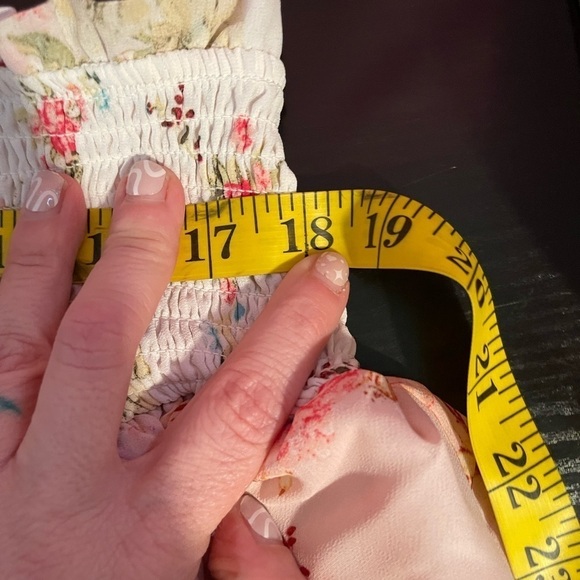 Cute Pink Tiered Ruffle Stretch Wide Waist XL Skirt Giving Strawberry Shortcake - Picture 11 of 12